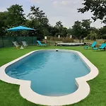 Σαλέ Tipi Apache Des Monteaux *