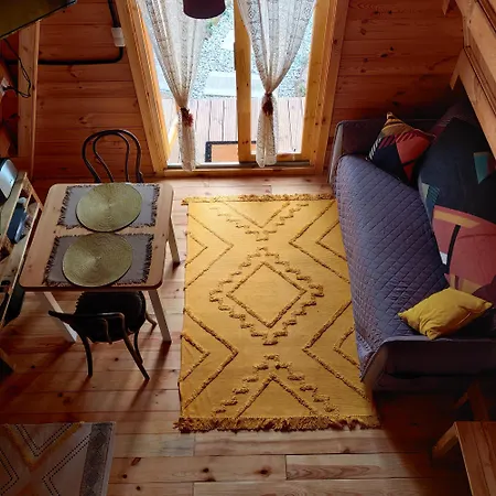 Tipi Apache Des Monteaux Chalet