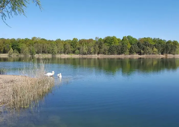 Tipi Apache Des Monteaux