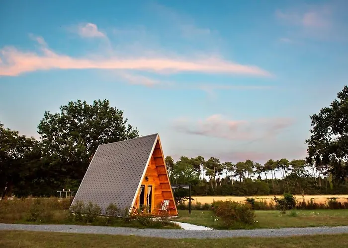 Tipi Apache Des Monteaux Domek alpejski